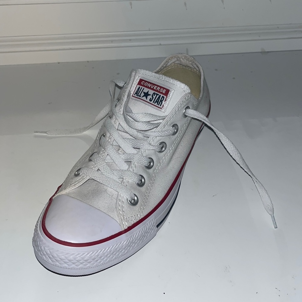 White low top converse